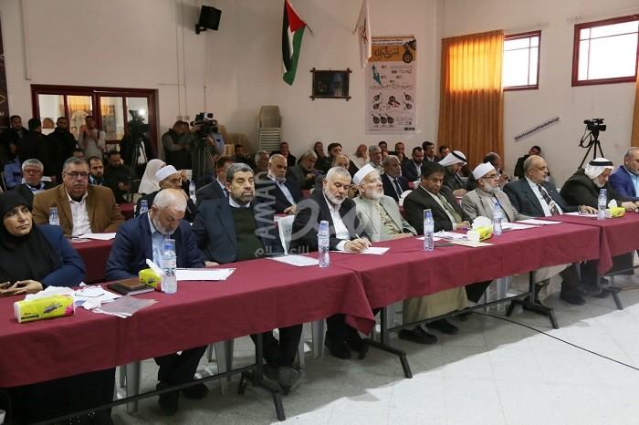 هنية يدعو القوى والفصائل في غزة للقاء وطني لمواجهة "صفقة ترامب"