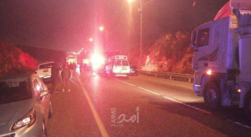 14 إصابة بحادث تصادم بين ثلاث مركبات في الأغوار