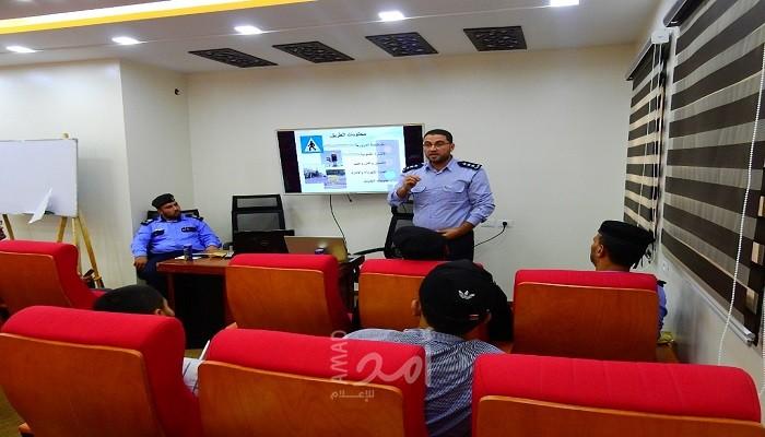 الإدارة العامة للهندسة والسلامة المرورية تنظم لقاء‍ً‍ تدريب‍ي‍ا‍ً لطلبة الكلية الجامعية
