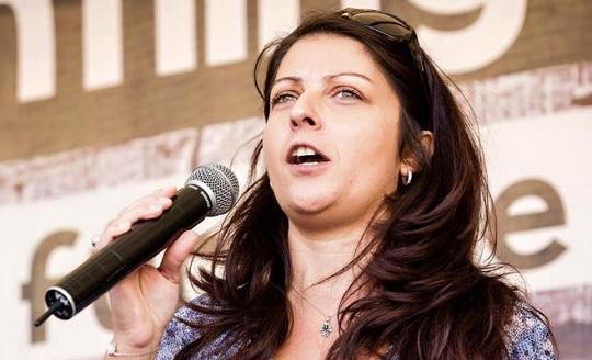النمسا.. وزيرة من أصل فلسطيني تقاضي زعيم حزب بسبب تصريحات "مسيئة" لها