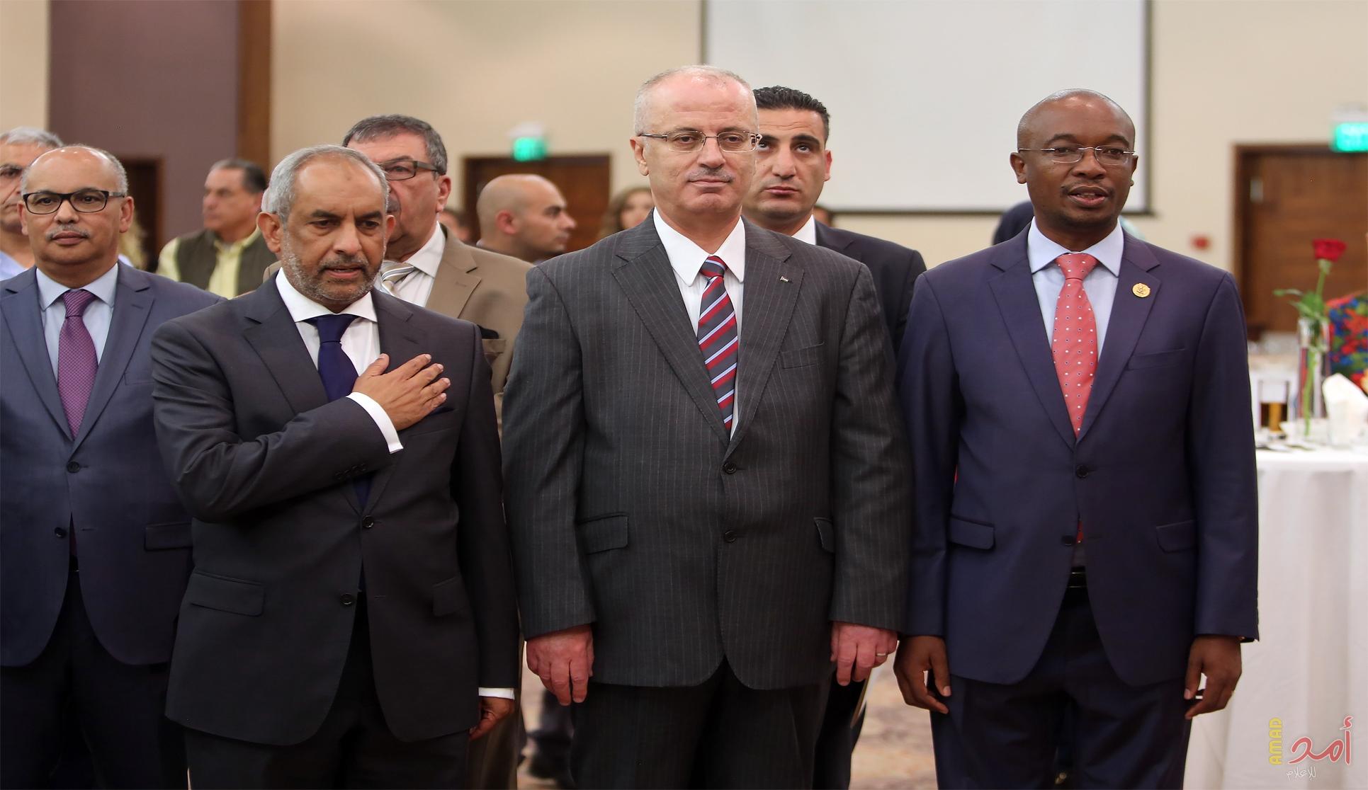 بالصور..الحمد الله: نستلهم الدروس من أشقائنا في جنوب أفريقيا في نضالهم لإنهاء الاضطهاد والتمييز