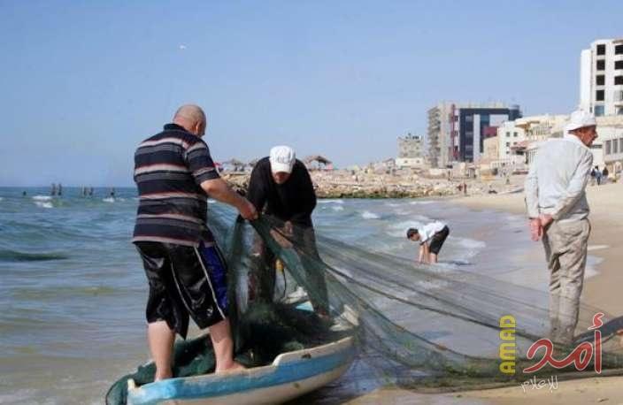 سلطات الاحتلال تُقلص مساحة الصيد في غزة إلى 3 أميال