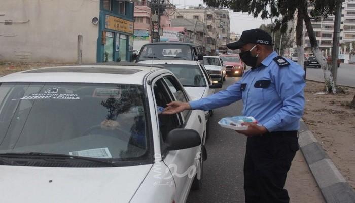 الفلاح الخيرية تواصل مشروع "تصبيرة" الخيري لإفطار الصائمين على مفترقات الطرق في محافظات الوطن