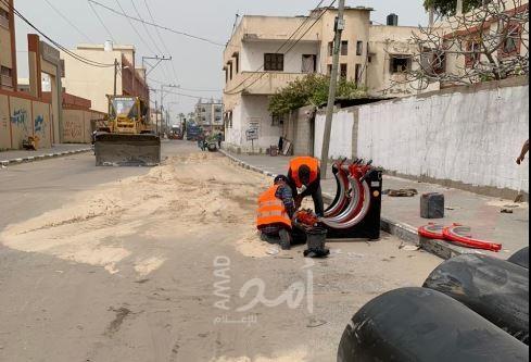 غزة: البدء بتنفيذ المرحلة الأولى من تغير الخط الناقل لمياه الصرف الصحي في مدينة دير البلح - صور