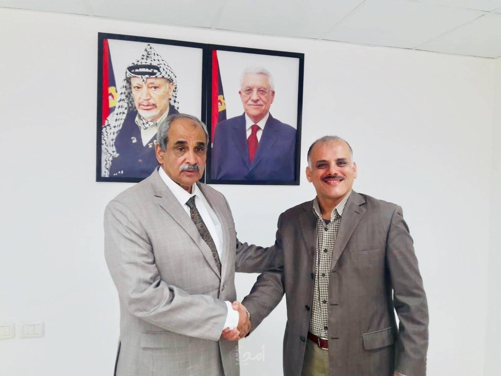 أبو عكر يناقش مع وزير الأشغال العديد من المواضيع التى تصب في مصلحة القطاع الخاص