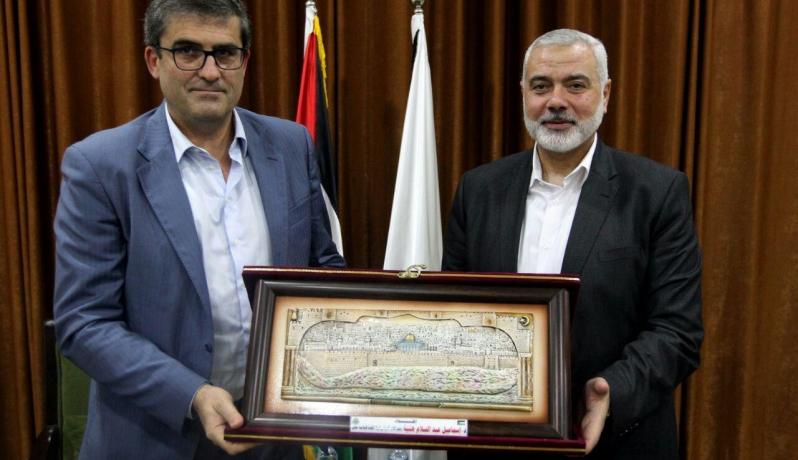 هنية يستقبل مبعوث الحكومة السويسرية للشرق الاوسط