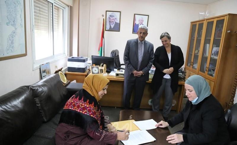 توقيع اتفاقيات تمويل مشاريع بين (5) مؤسسات فلسطينية ومرفق البيئة العالمي