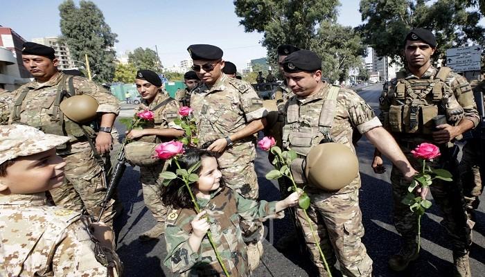 انتشار كثيف للجيش اللبناني قرب القصر الجمهوري