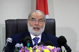 بحر يدعو للضغط على فرنسا للتراجع عن وقف بث قناة الأقصى