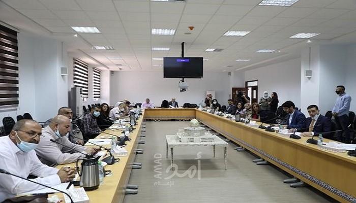 رام الله: لجنة قانونية تناقش آليات مواجهة التشريعات الإسرائيلية العنصرية