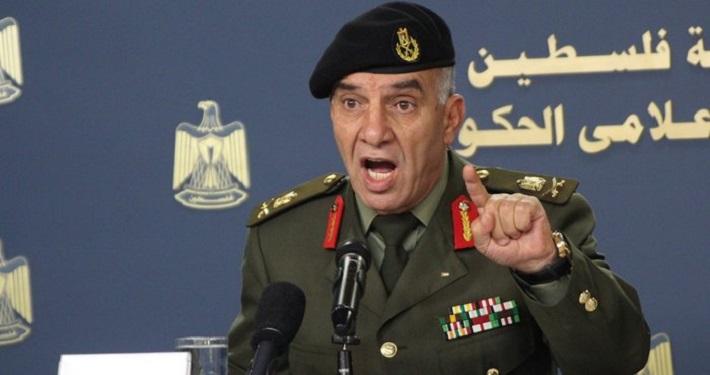 الضميري يشكو "الهجوم الفيس بوكي" عليه بعد وصفه المتظاهرين بـ"المرتزقة"