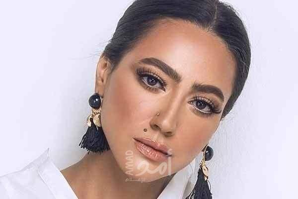 هند عبد الحليم تعلن خطوبتها-بالصورة