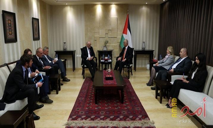 الحمد الله يطالب ألمانيا بزيادة إستثمارتها في فلسطين