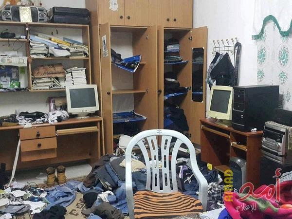 بالصور .. الاحتلال يقتحم منازل في "بيت ريما "برام الله ويعبث في محتويات