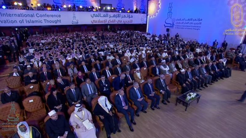 الرئيس المصري " السيسي": نحن أحق الأجيال بتجديد الخطاب الديني لما نواجهه من تحديات