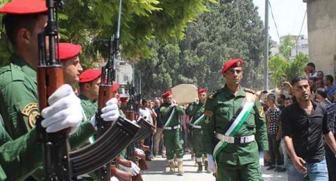أبو دياك يقدم واجب العزاء بالمناضل بسام جرار