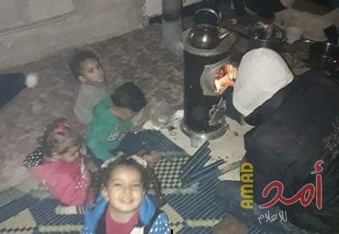 فلسطينيو "إدلب" السورية يعانون الفقر والجوع والتهديدات الأمنية