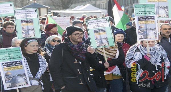 بالصور .. مواصلة التظاهرات في سويسرا ضد قرار الاعتراف بالقدس عاصمة لاسرائيل