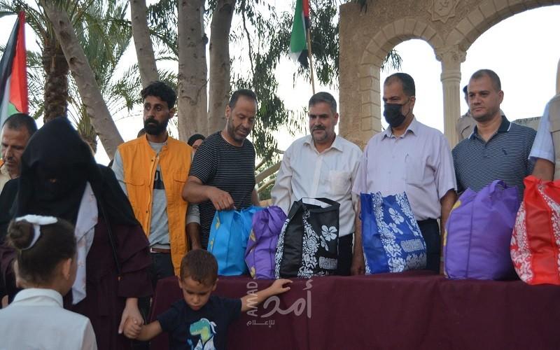 أهالي المواصي الخيرية تنفذ يوما ترفيهيا لأطفال الشهداء والجرحى والمناطق المهمشة