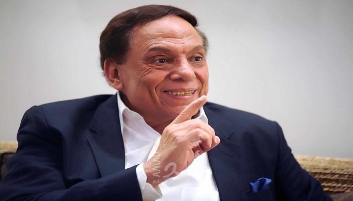 ما حجم الثروة التي جمعها عادل إمام من مشواره الفني؟