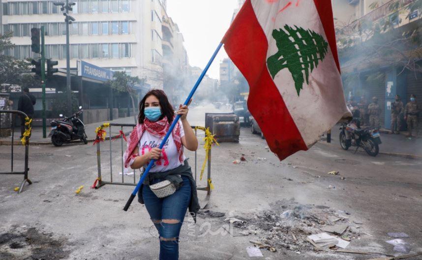 لبنان بلد غير قابل للعيش مع تفاقم الأزمة الاقتصادية: الجحيم على الأرض