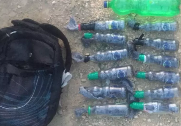 معاريف: الجيش الاسرائيلي كشف حقيبة ممتلئة بقنابل "المولوتوف" على حدود غزة