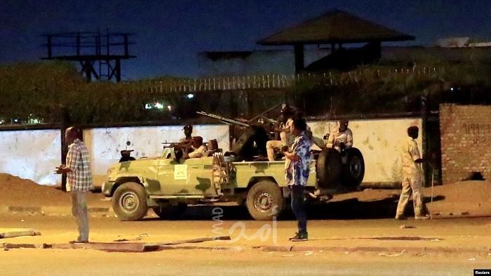 محدث - مقتل عسكريين اثنين وإصابة 4 خلال تمرد "المخابرات السودانية" والبرهان: لن نسمح بانقلاب