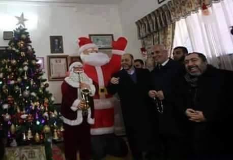 ردا على منع حماس احتفالات رأس السنة .. نشطاء ينشرون صورة لقادتها تشعل مواقع التواصل