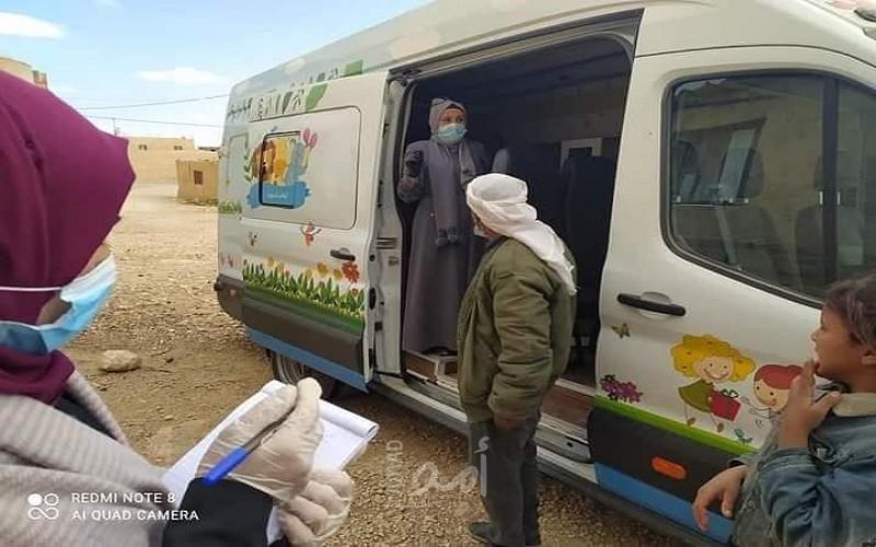 تنمية يطا واليونيسف وشارك الشبابي يطلقون عيادة الأمل المتنقلة باستهداف تجمع عرب الهذالين