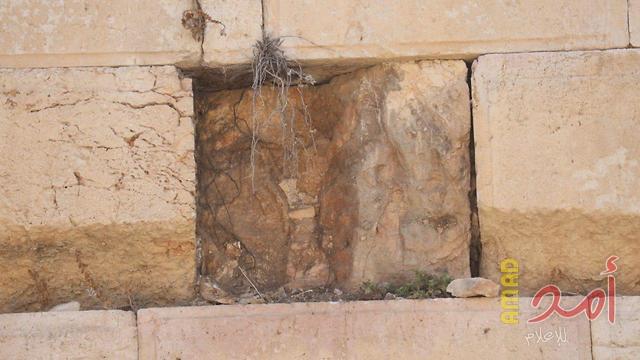 "محدث" بالصور والفيديو: سقوط حجر  ضخم من حائط البراق والأوقاف تحذر