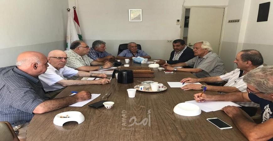 الديمقراطية ورئيس الاتحاد الوطني لنقابات العمال يطالبان الحكومة اللب‍نانية بوقف إجراءات وزارة العمل