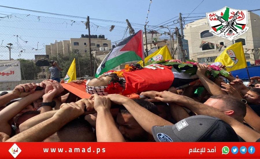 جماهير فلسطينية تشيع الشهيد يزن عفانة في مخيم قلنديا شمال القدس المحتلة - فيديو