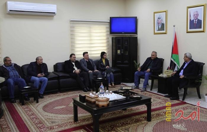 محافظ قلقيلية يجتمع بالسفير الفلسطيني في صربيا