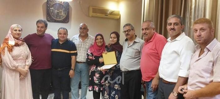 مكتب فتح للمهن الطبية إقليم غرب غزة يواصل زياراته لتهنئة الناجحين بالثانوية العامة