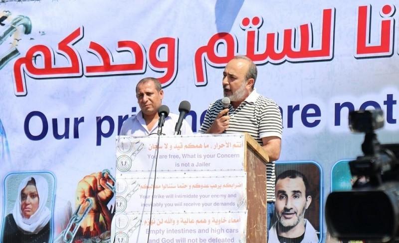 منصور: الحركة الأسيرة تمهل "مصلحة السجون"  كإنذار أخير لبدء معركتها الاستراتيجية