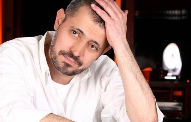 بالفيديو.. جورج وسوف يغني خلال تلقيه لقاح "كورونا"