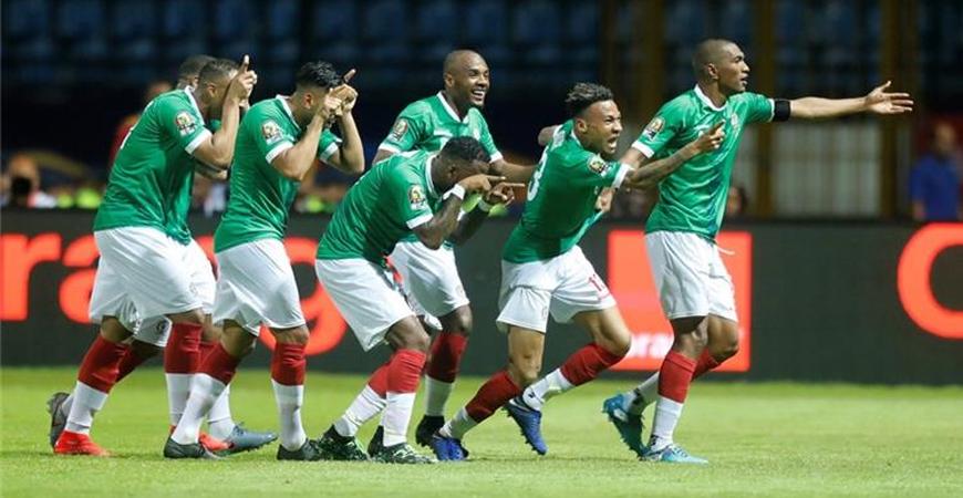 المفاجآت تتواصل .. مدغشقر تهزم الكونغو وتتأهل إلى ربع نهائي أمم إفريقيا (فيديو)
