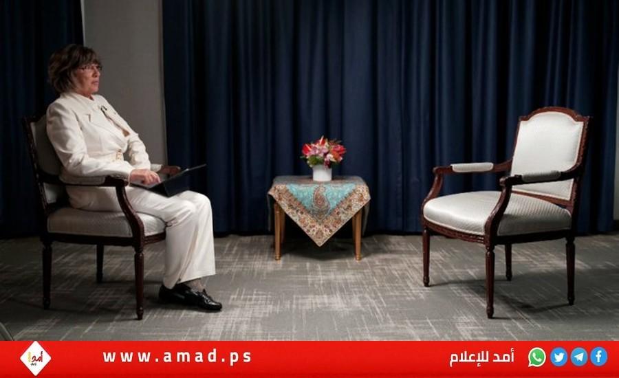 الرئيس الإيراني يرفض مقابلة الصحفية الشهيرة كريتسيان أمانبور لرفضها ارتداء الحجاب
