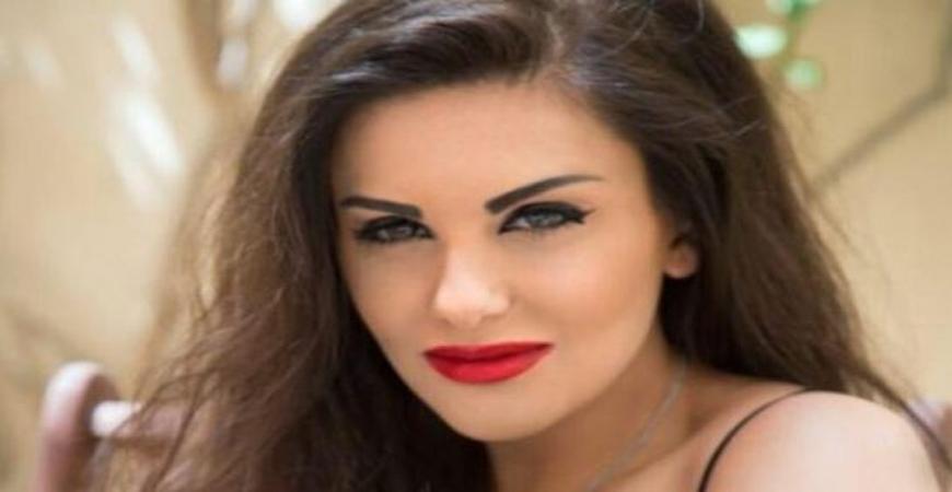 دانا حمدان بإطلالة مثيرة تعرضها للانتقاد .. شاهد