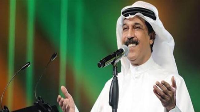 سقوط الفنان عبد الله الرويشد على خشبة المسرح