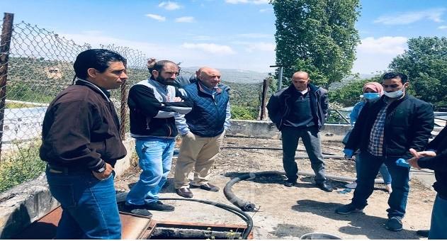 صور ..سلطة جودة البيئة تتابع شكوى تلويث مياه نبع عين الحمام في بيرزيت
