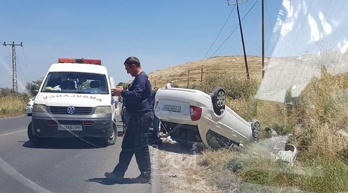بالصور.. إصابات في حادث سير وقع على طريق نابلس جنين