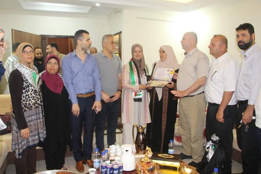 "دائرة الأشبال والزهرات" تكرم أوائل الطلبة المتفوقين بغرب غزة