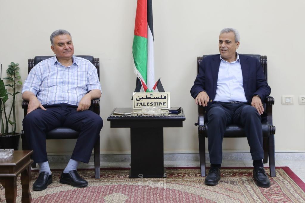 قلقيلية : المحافظ يستقبل مدير فرع جامعة القدس المفتوحة