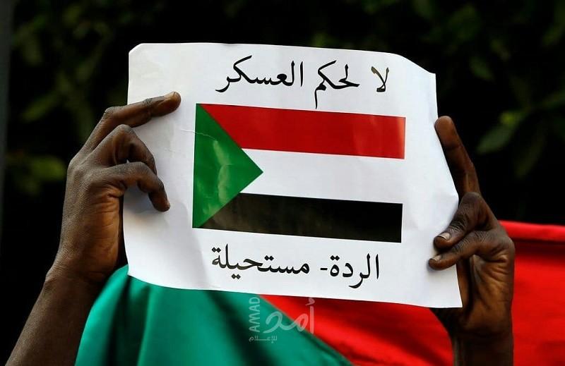 فرنسا: الانقلاب قد يعرقل شطب ديون السودان