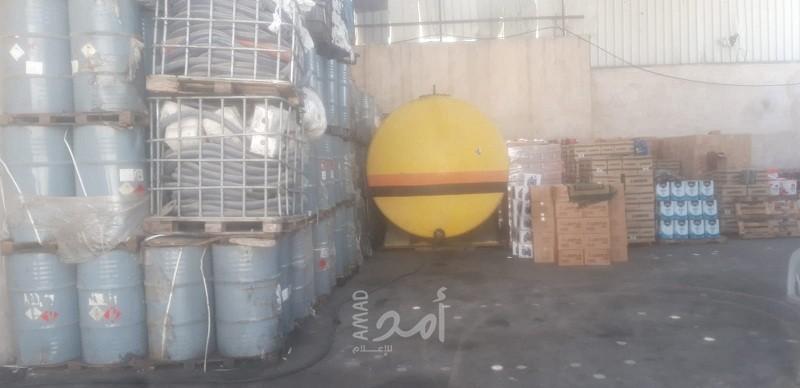 الأمن والسلامة بالدفاع المدني يضبط مخزناً للوقود به مواد خطيرة شرق غزة