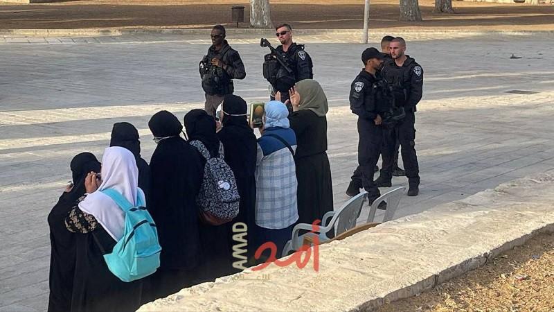 قوات الاحتلال تعتقل فتاتين من المسجد الأقصى