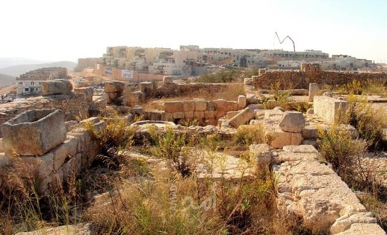 سلفيت: طوق إستيطاني يعزل قلعة سمعان الأثرية