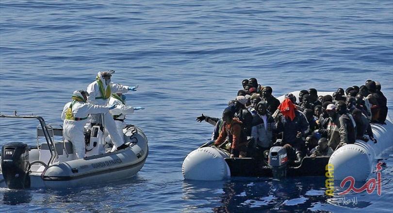 البحرية الليبية تنقذ 112 مهاجرا قبالة سواحل طرابلس