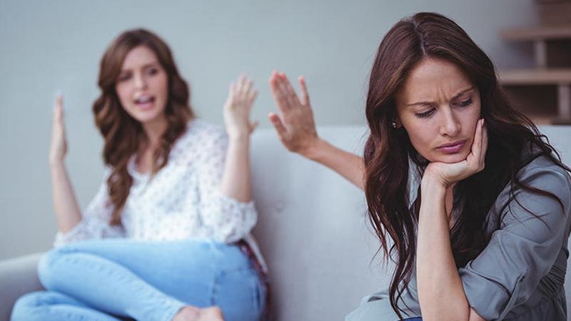 كيف تتعاملون مع الصديق العنيد؟